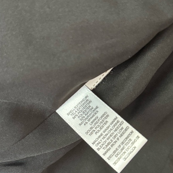 LOFT Black Blazer - Picture 5 of 5